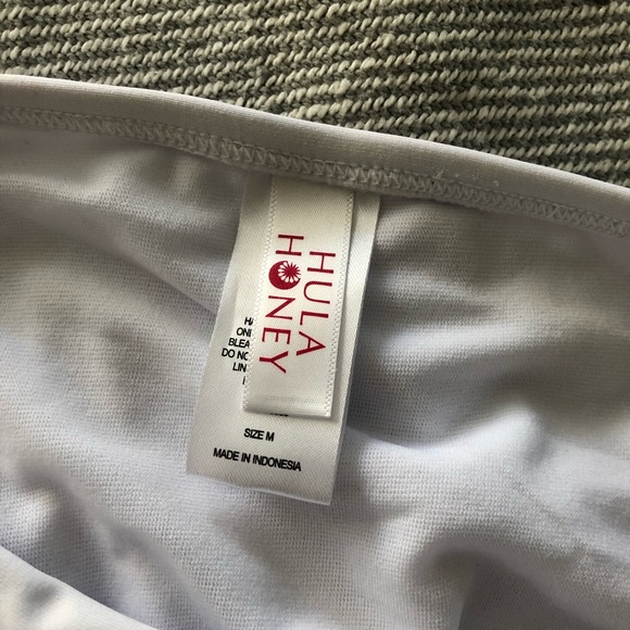 Hula Honey White, Peach bikini bottom - Picture 4 of 6